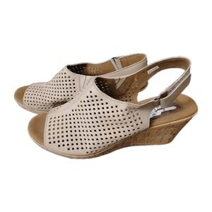 Rockport Briah Women's Tan Perforated Suede Cork Wedge Sling Back  Size 11M #956